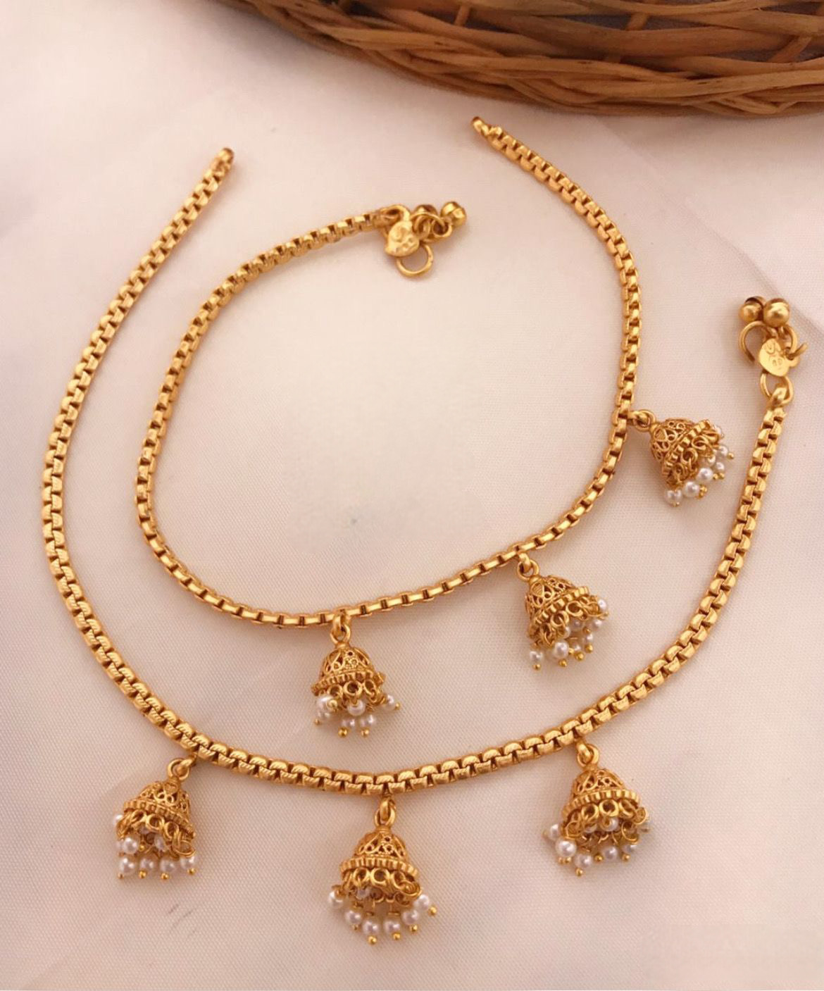 Anklet