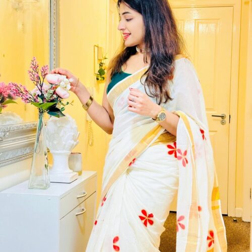 Floral Cotton Kasavu Saree