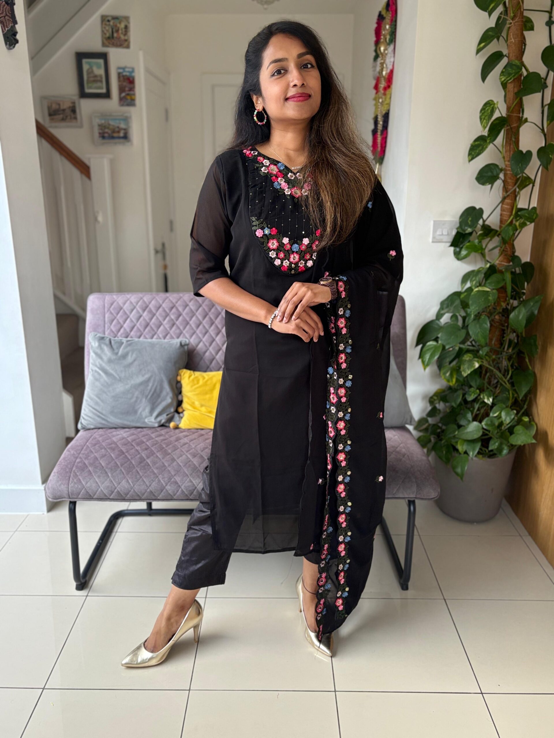 Georgette Floral Embroidery Salwar - Black