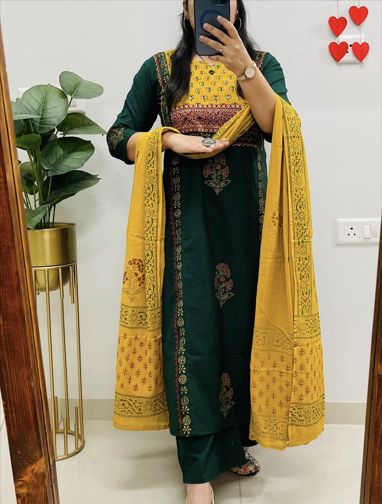 Cotton hand blocked Kurta Set - Bottle Green