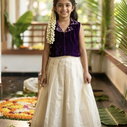 Velvet handworked Kerala Tissue Pattupavada Set